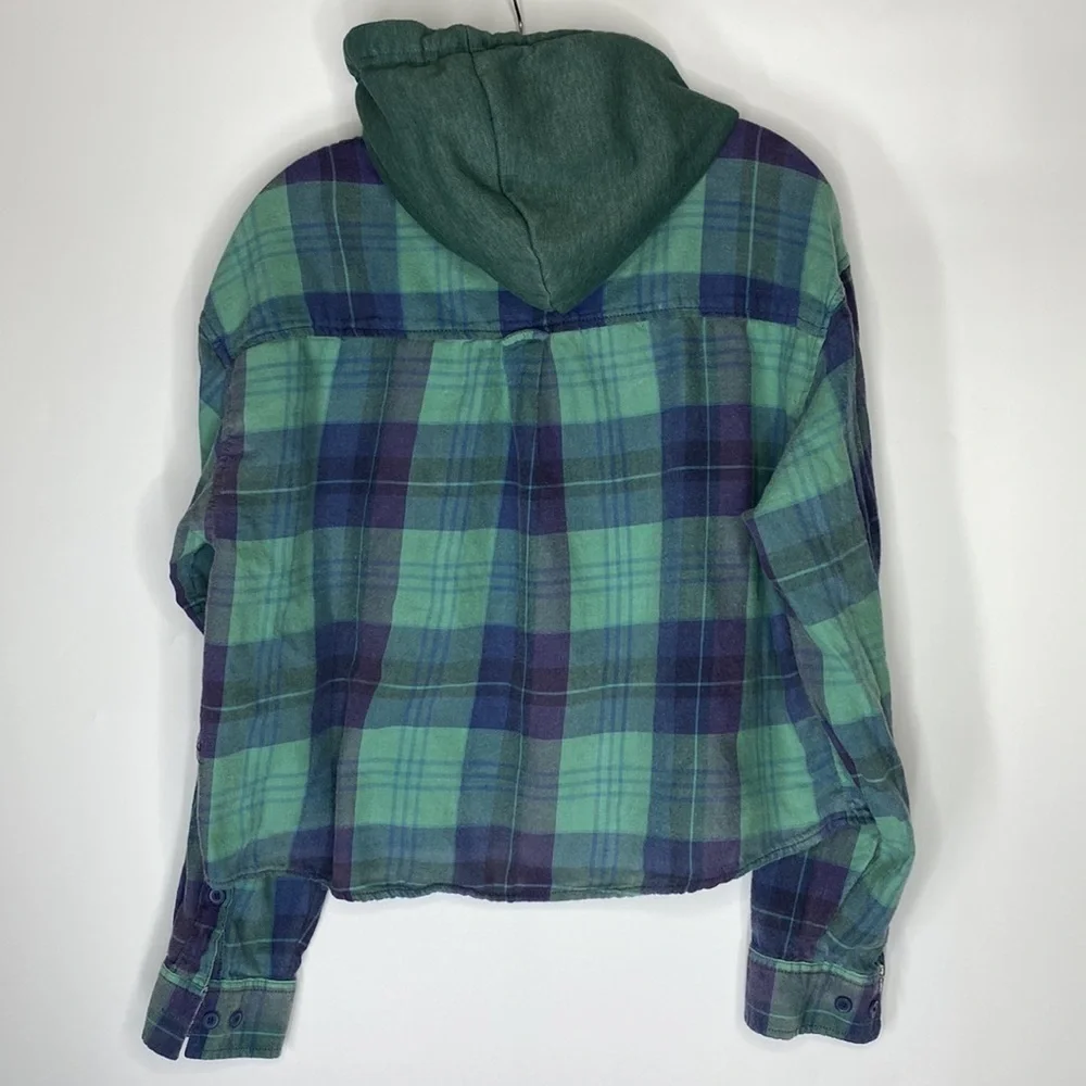 American Eagle Checkered Casual Hooded Cropped Flannel Button Up Shirt Large - Picture 2 of 7